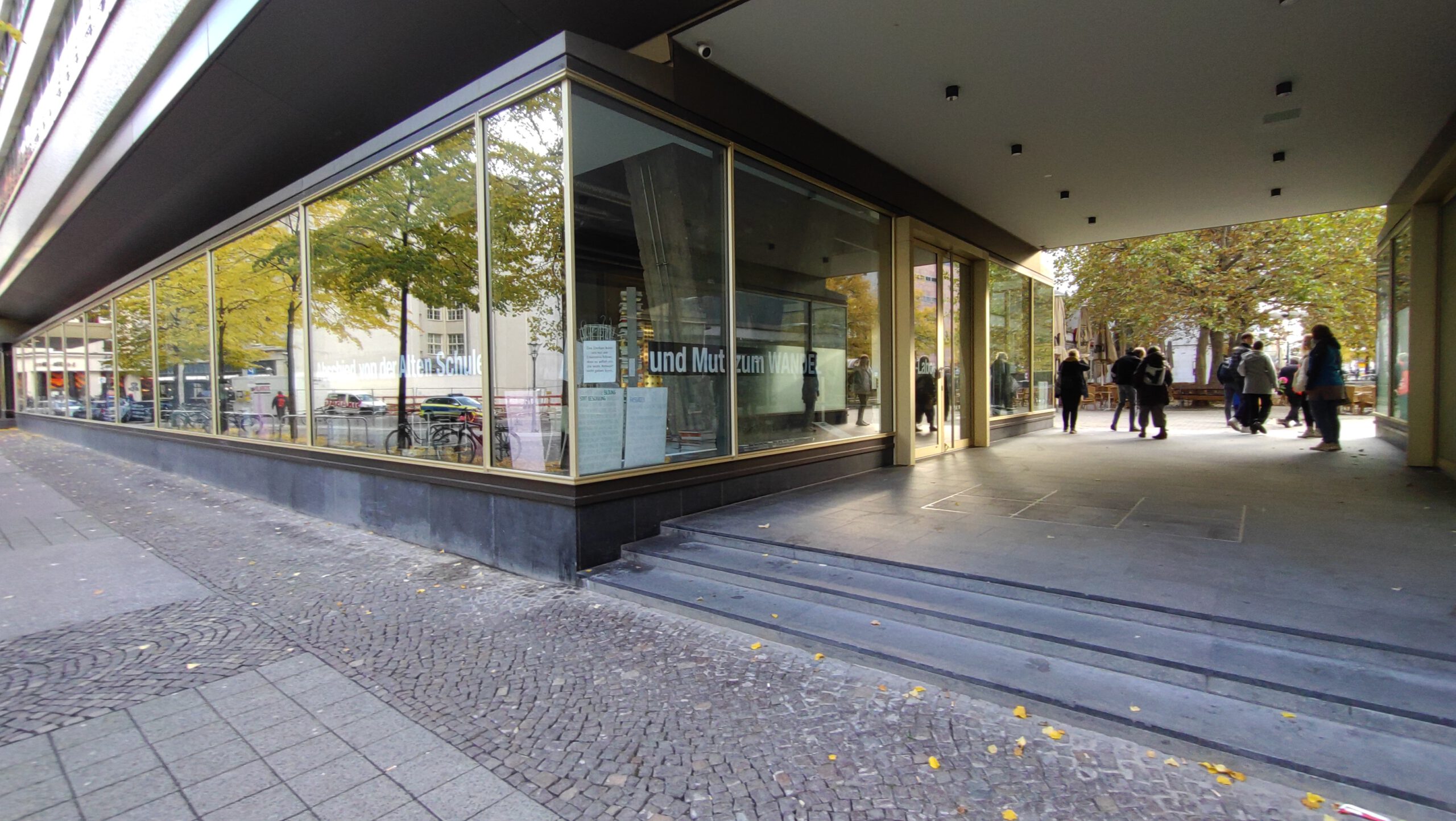 RL - Außenansicht_hell